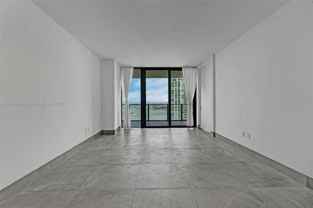 650 Ne 32nd St #4102 - Photo 1 of 1