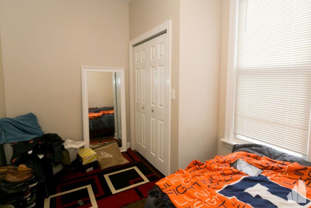 2506 W Argyle St #2 - Photo 6 of 7