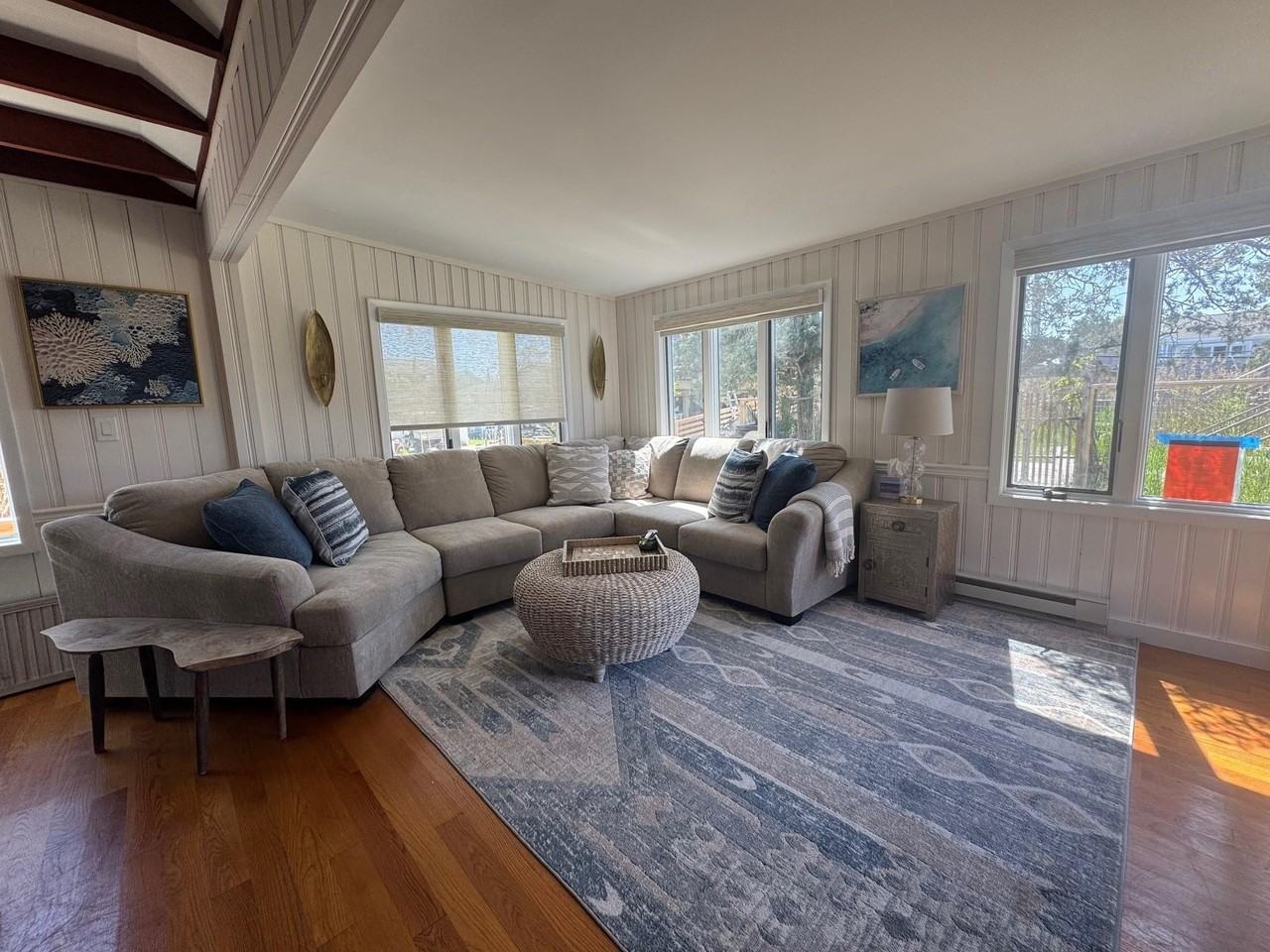 917 Evergreen Walk - Photo 2 of 15