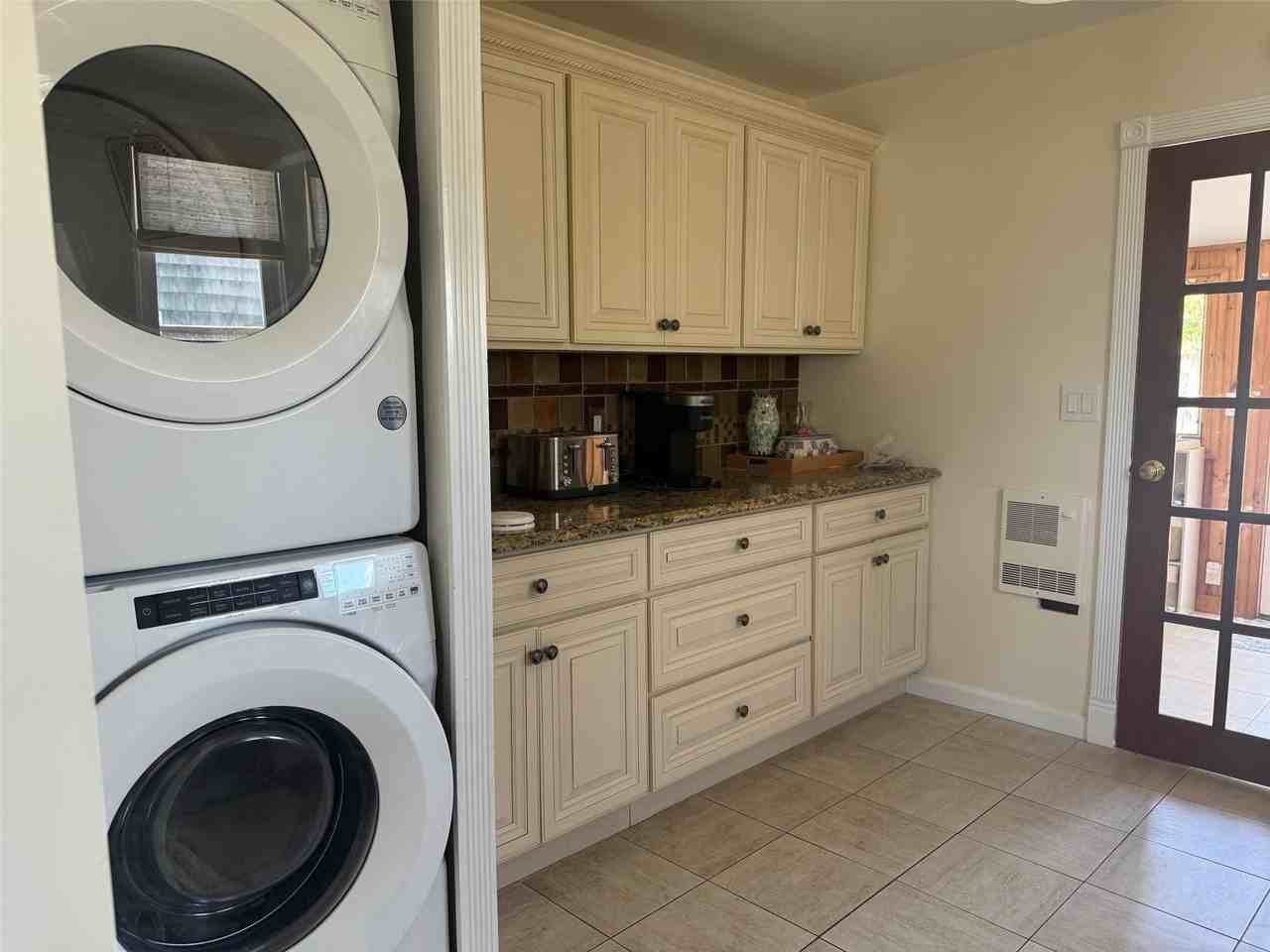 917 Evergreen Walk - Photo 6 of 15