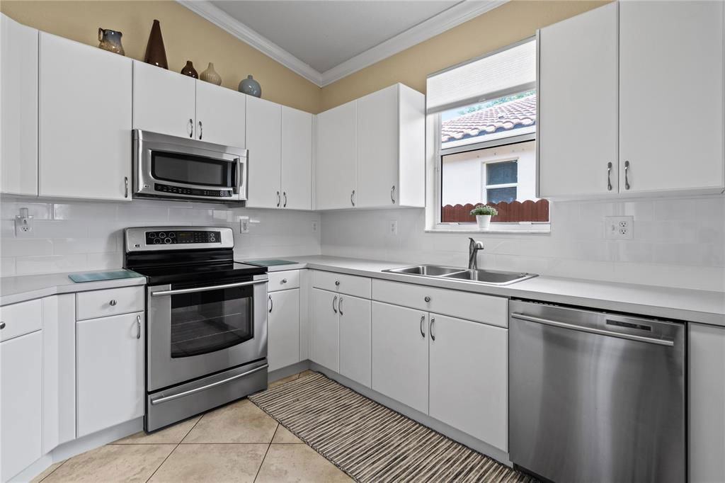 5101 Sw 134th Ave - Photo 6 of 8