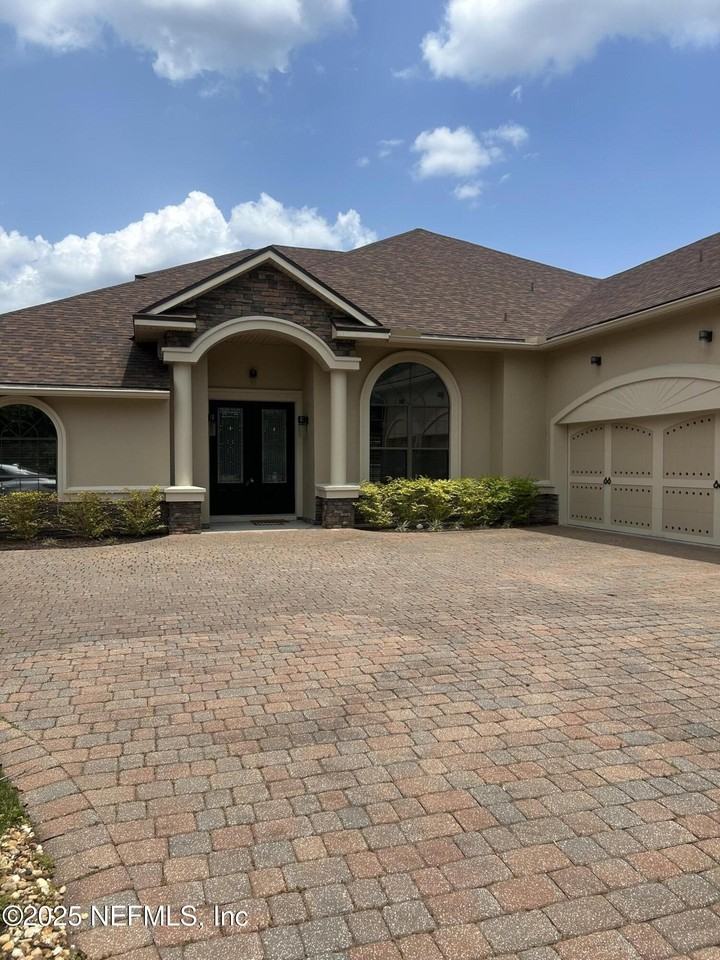 1613 Fairway Ridge Dr - Photo 4 of 21