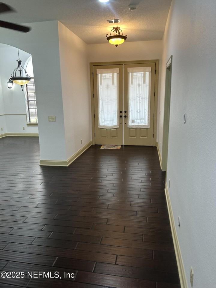 1613 Fairway Ridge Dr - Photo 6 of 21