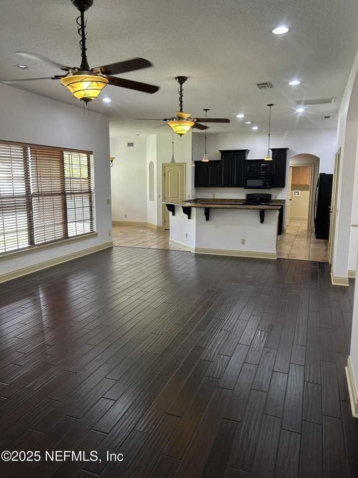 1613 Fairway Ridge Dr - Photo 7 of 21