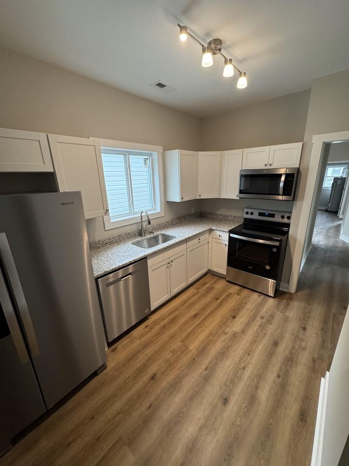 N 20th St - Photo 2 of 4