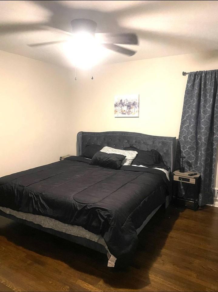 Middleburg Dr - Photo 3 of 3