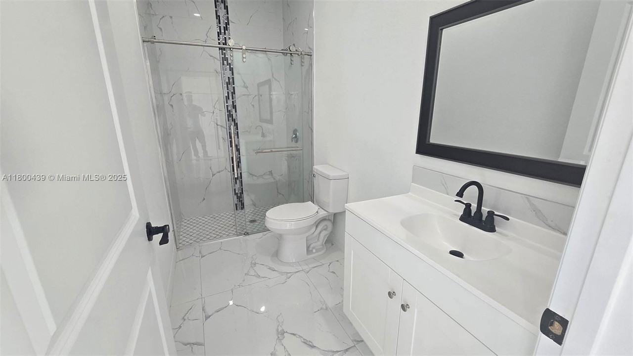 2809 64th St W - Photo 6 of 8