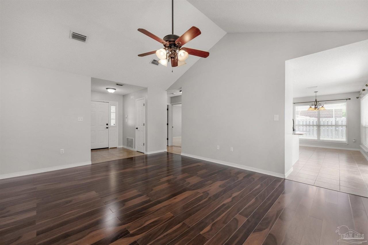 6545 Fern St - Photo 2 of 31