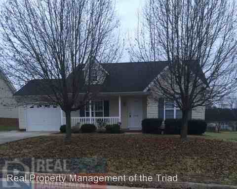 3868 Eagleston Ct - Photo 2 of 20