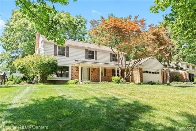 4258 Westover Dr - Photo 3 of 47