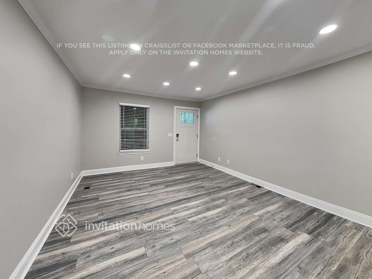 524 Warren Ave - Photo 4 of 14