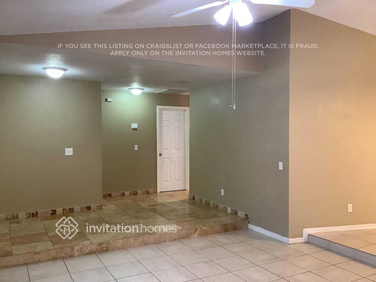 2716 Briarpatch Dr - Photo 2 of 15