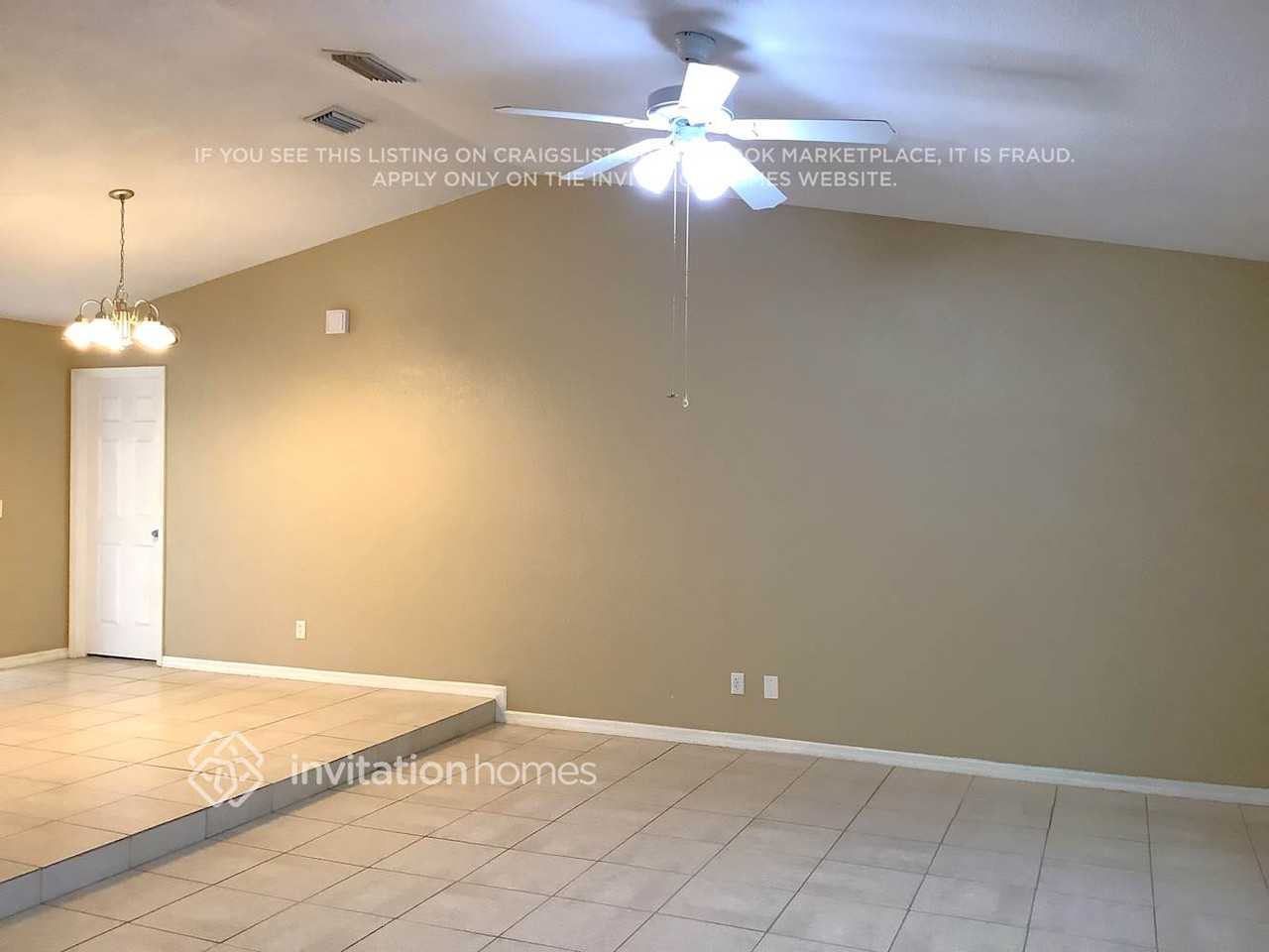 2716 Briarpatch Dr - Photo 3 of 15