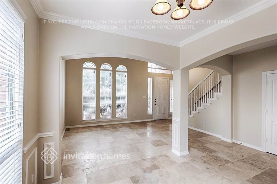 4633 Poppy Hills Dr - Photo 3 of 17