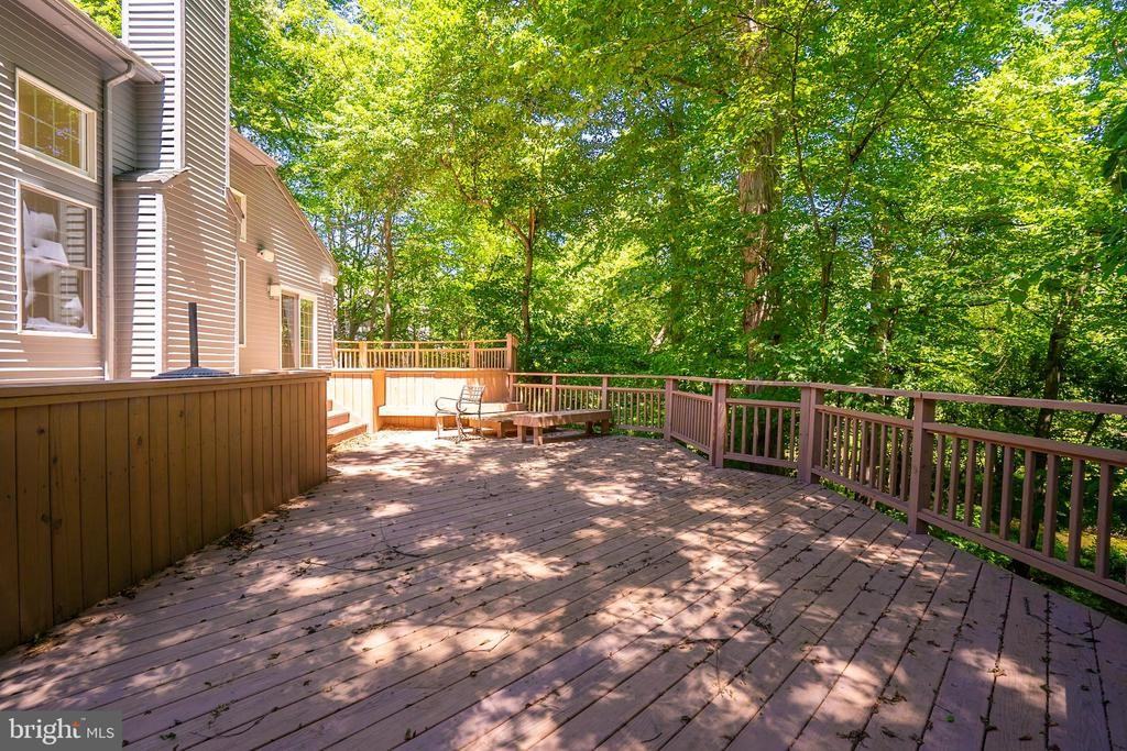 16 Cliffview Ct - Photo 7 of 11