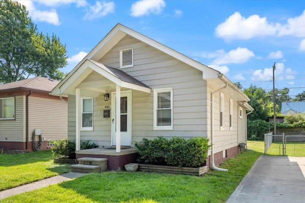 445 W Milton Ave - Photo 2 of 19