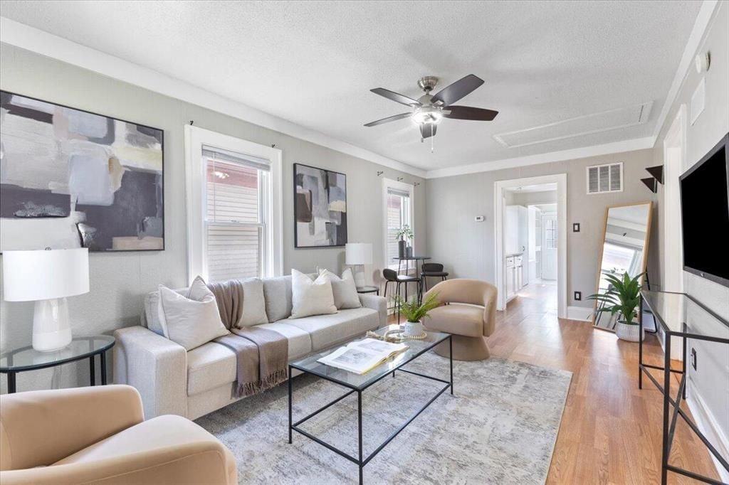 445 W Milton Ave - Photo 7 of 19