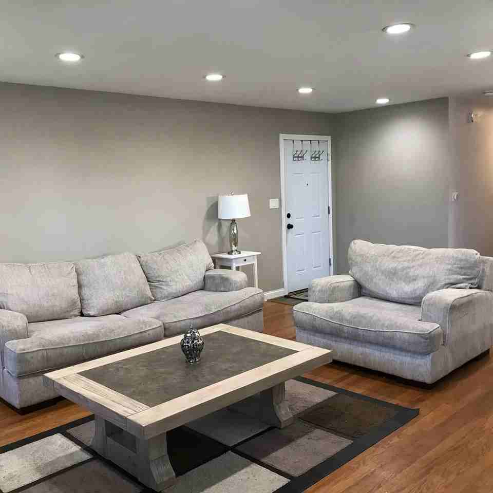 8930 Meade Ave - Photo 3 of 22