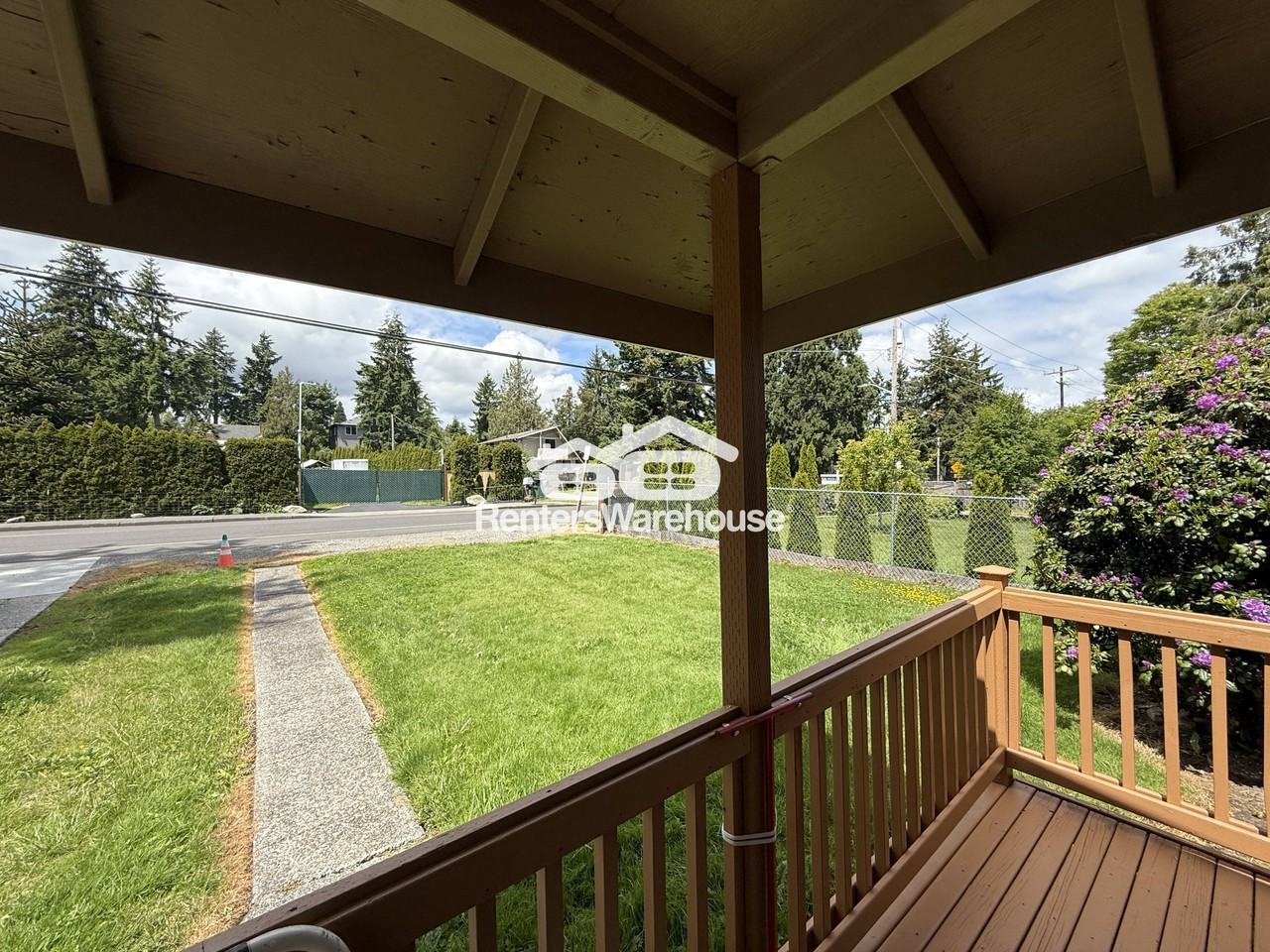 14124 37th Ave S - Photo 2 of 16