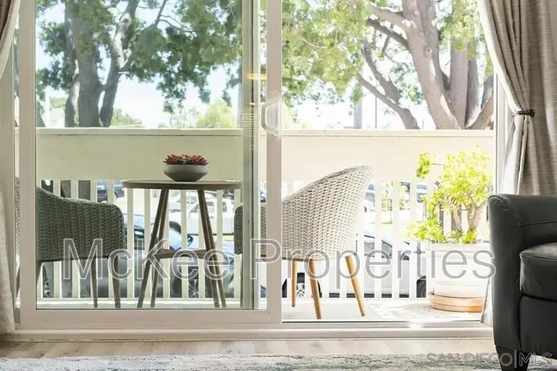 516 E Ave - Photo 7 of 28