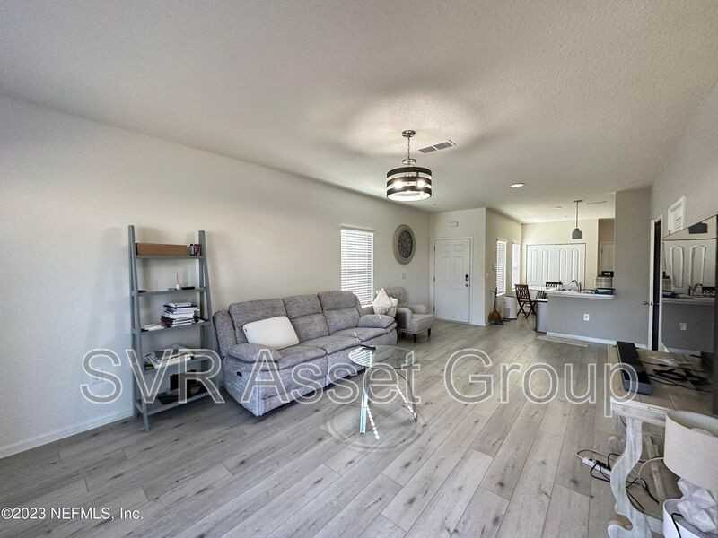 257 Aralia Ln - Photo 4 of 19