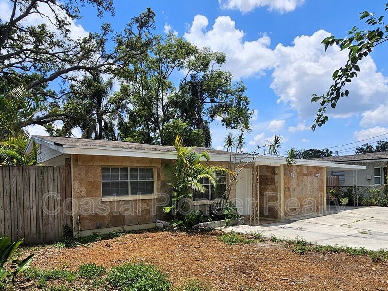 2221 E Annie St - Photo 2 of 25