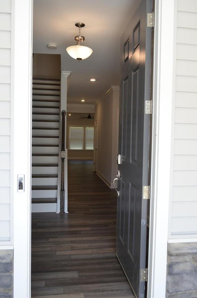 235 Sea Cave Ln - Photo 5 of 31