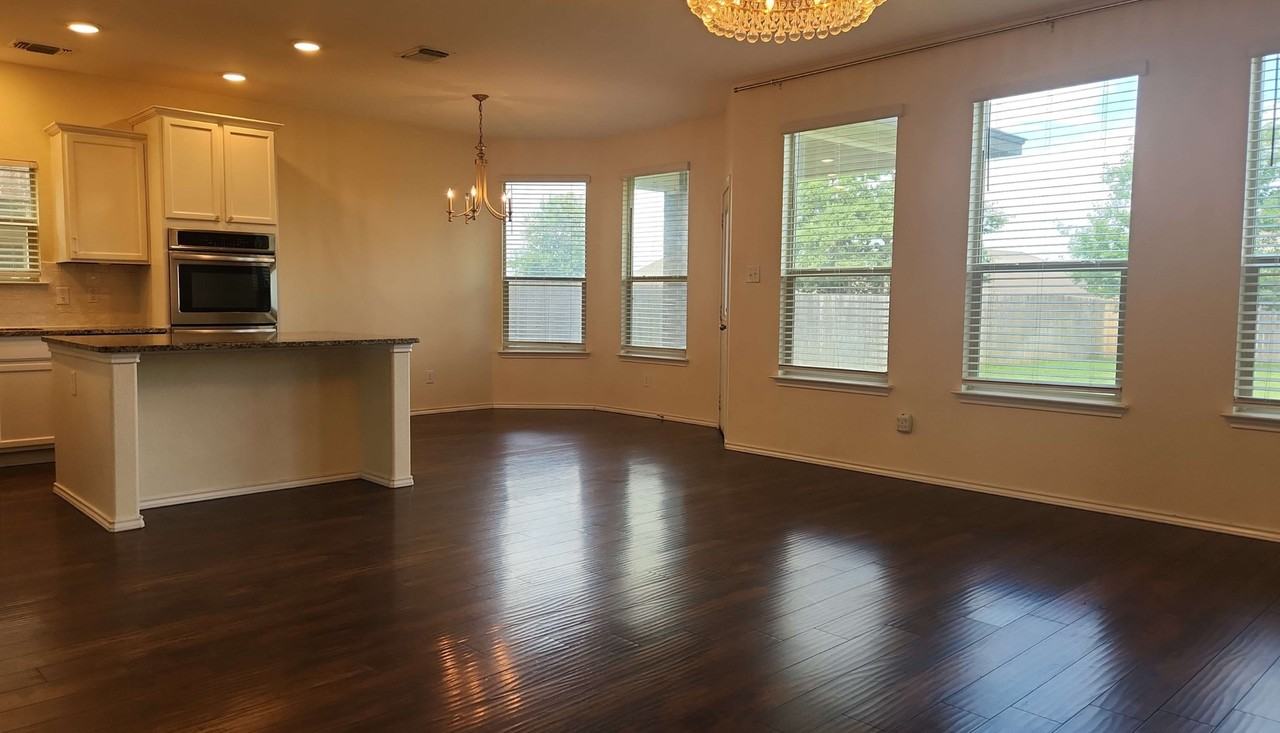 5514 Perdita Dr - Photo 3 of 15