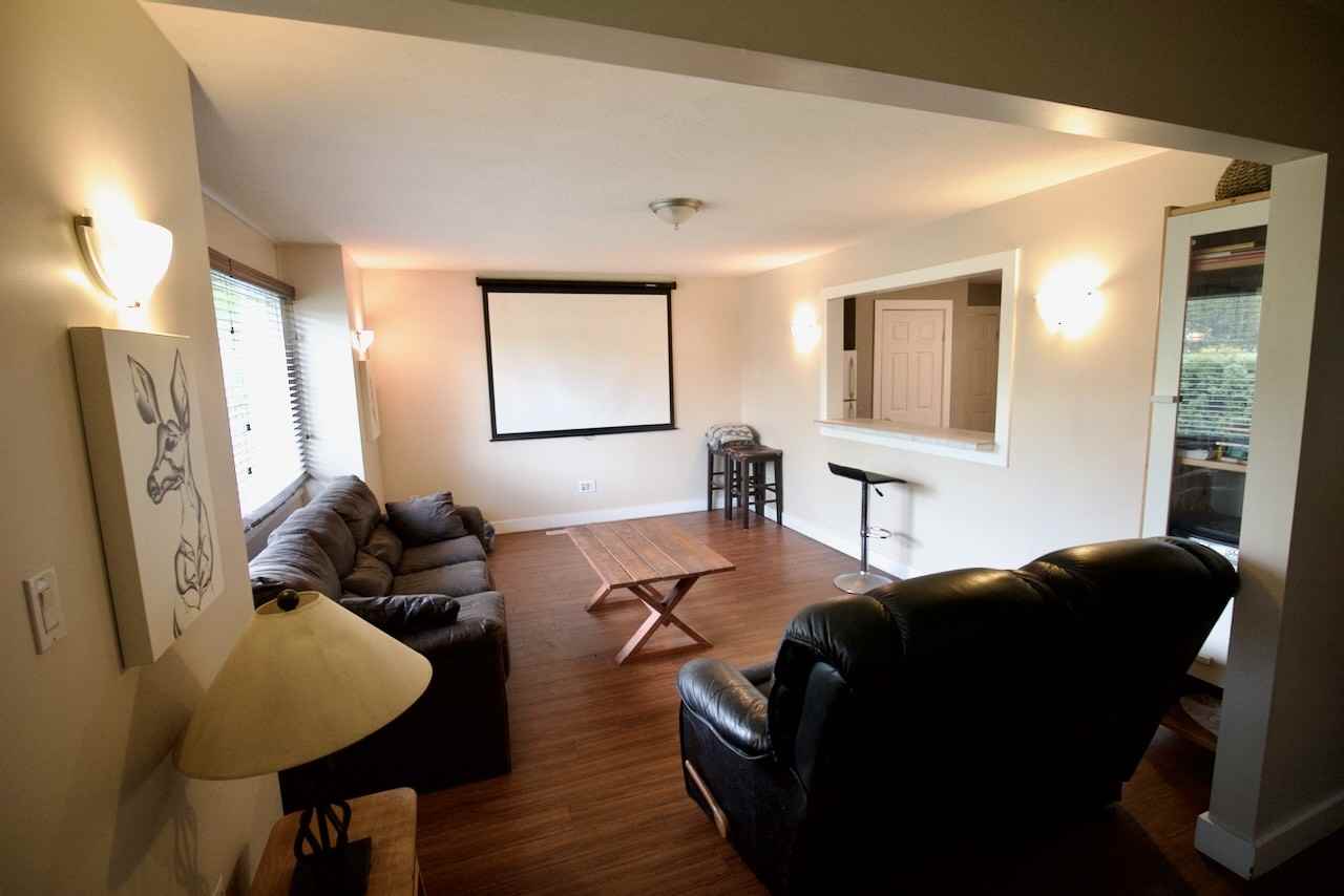 5304 53 Ave - Photo 3 of 34