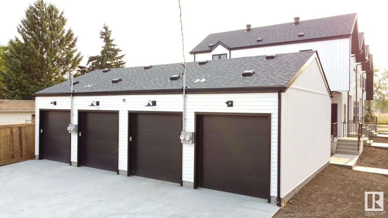 10121 116 Ave Nw - Photo 2 of 4