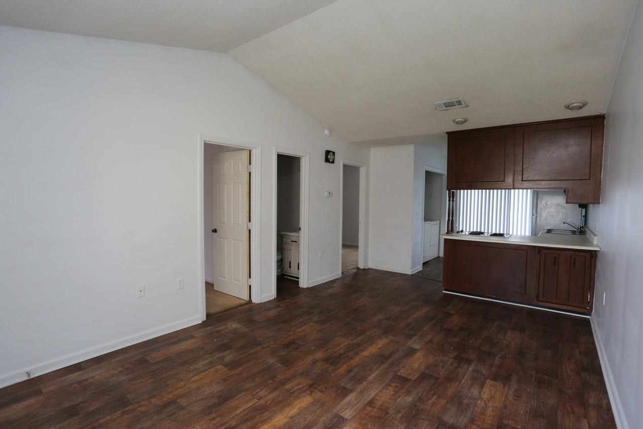 1801 Chandler Rd #43