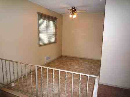 7015 146th Street Ct - Photo 3 of 11