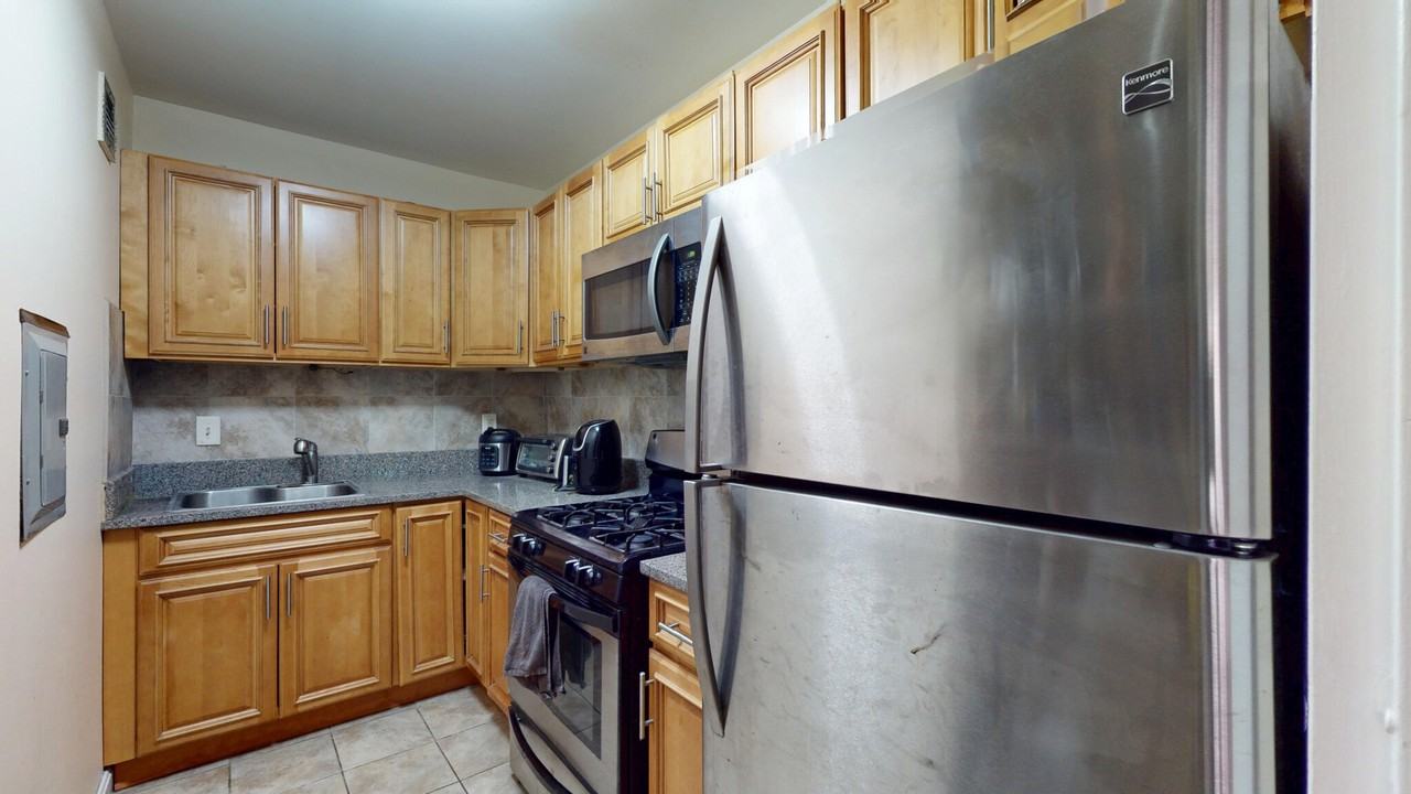 28 Juniper St #78 - Photo 7 of 11