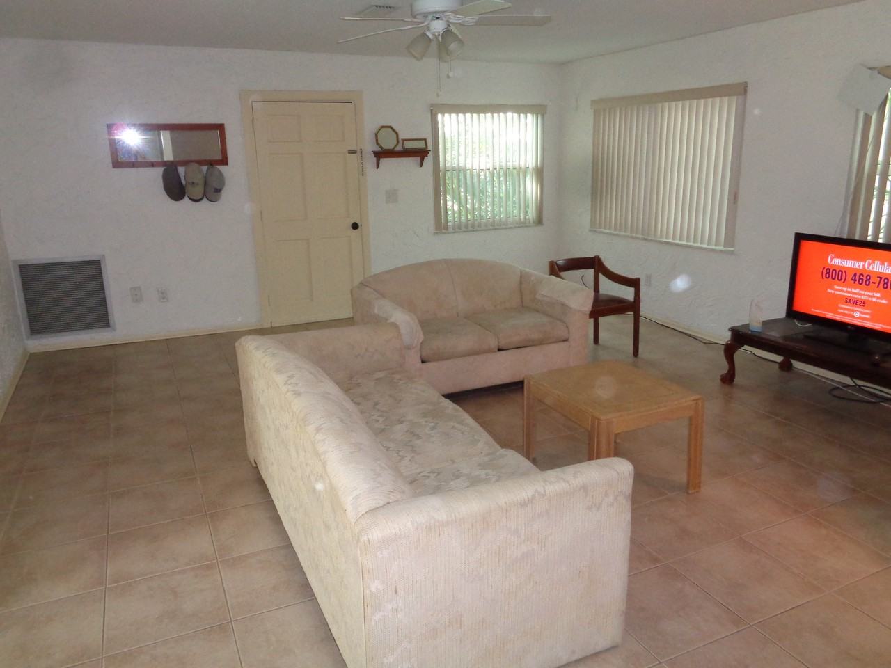 799 E 10th Ave #NA - Photo 5 of 23