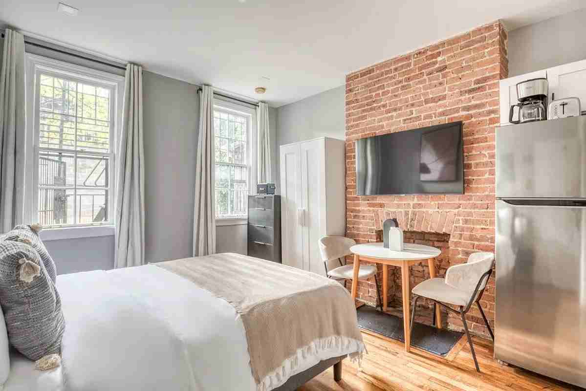 Gay St #1 - Photo 3 of 4