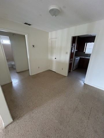512 Gastel Circle - Photo 3 of 7