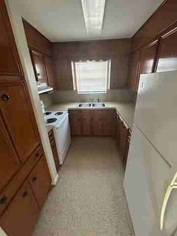 512 Gastel Circle - Photo 4 of 7