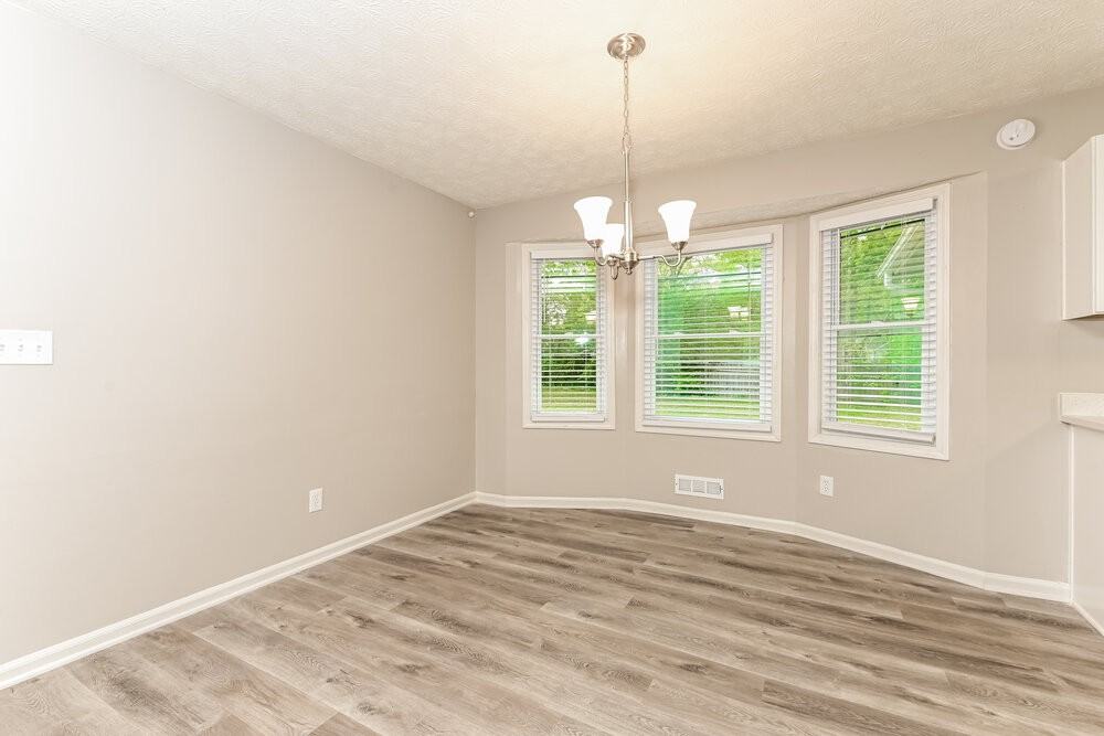 709 Cloudland Ct - Photo 5 of 16