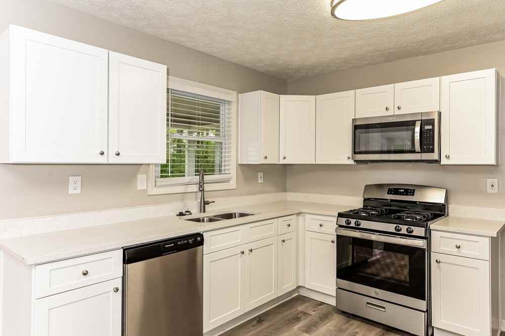 709 Cloudland Ct - Photo 6 of 16