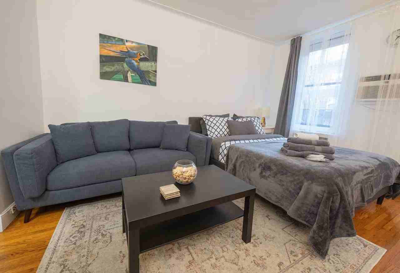 1422 2nd Ave #1031985P - Photo 7 of 16