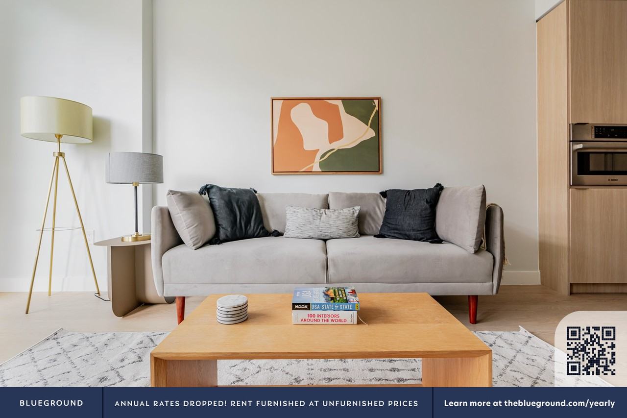 1224 M Street Northwest - Photo 4 of 30