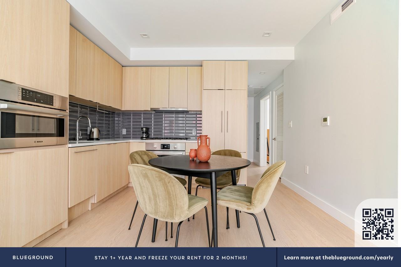 1224 M Street Northwest - Photo 7 of 29