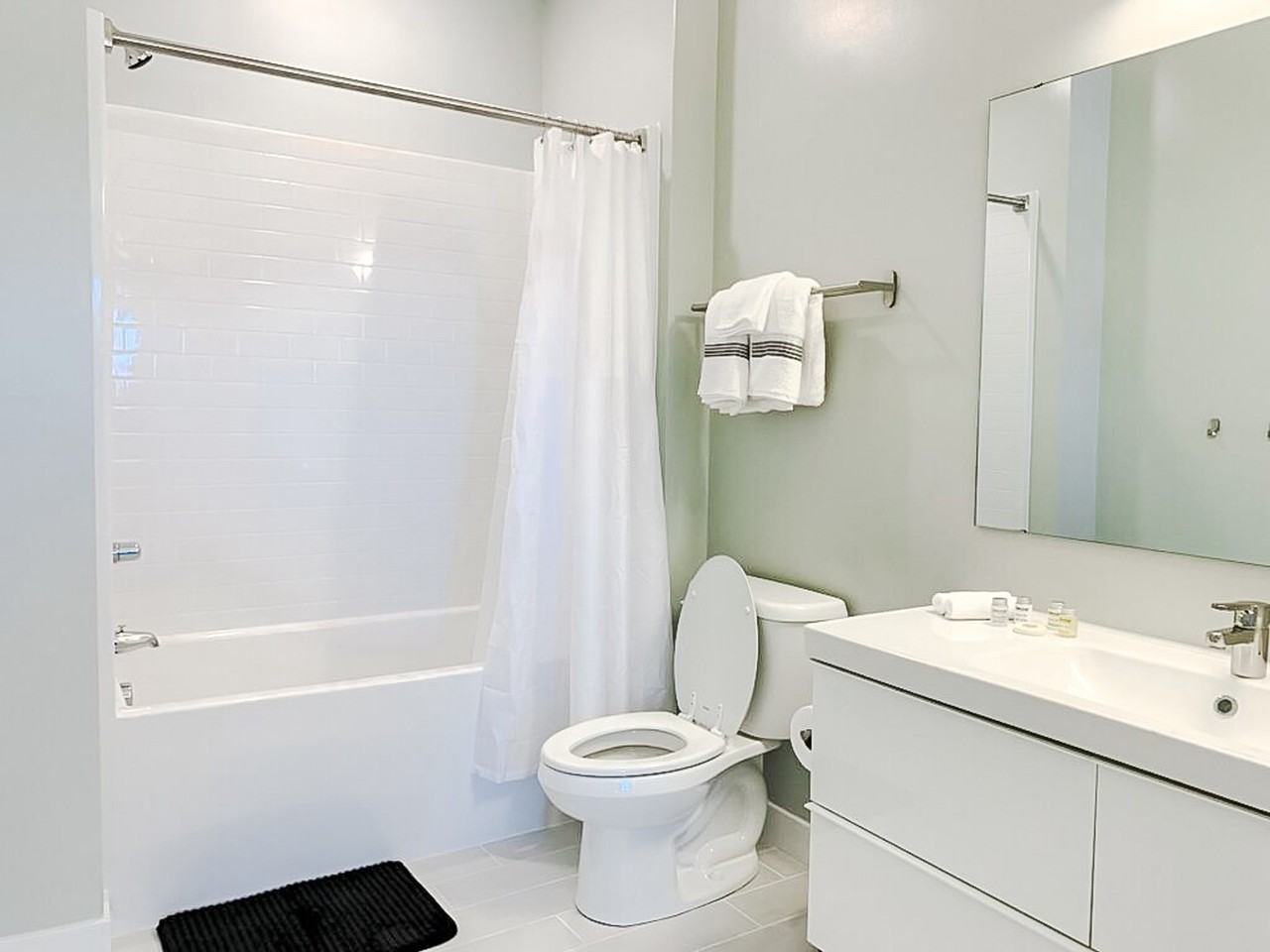 2530 University Avenue - Photo 6 of 40