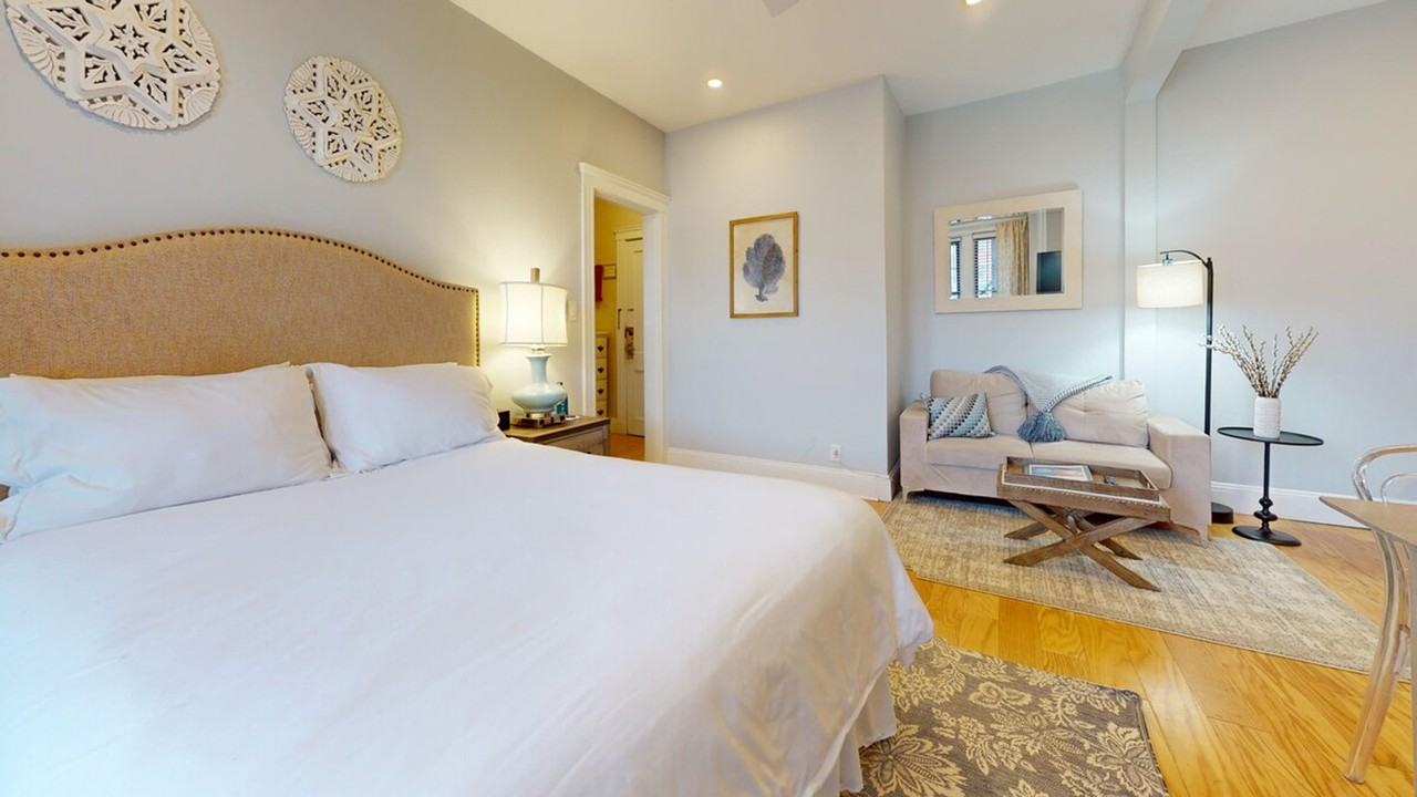 Bank Of Boston #1051203P - Photo 3 of 10