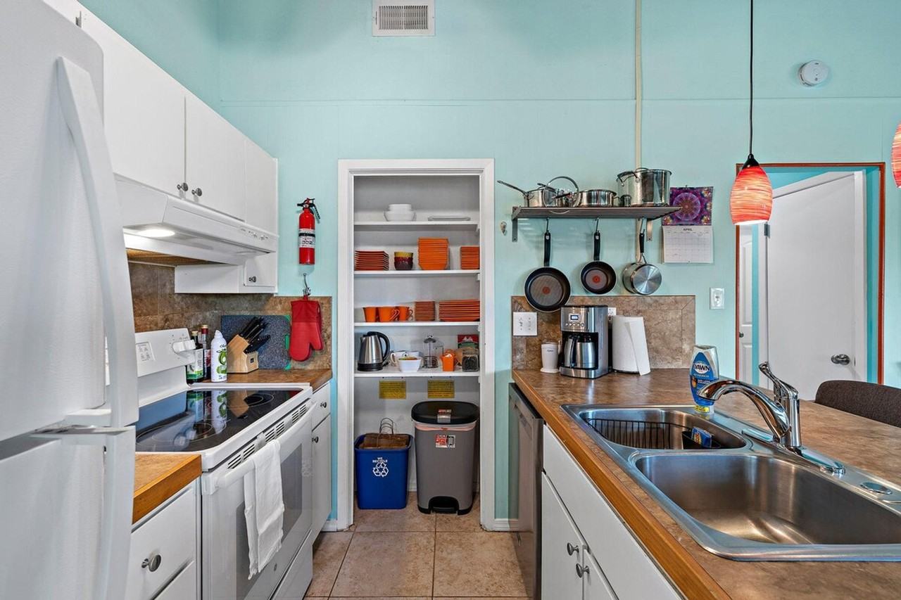 2307 Trailside Dr #1054236P - Photo 2 of 36