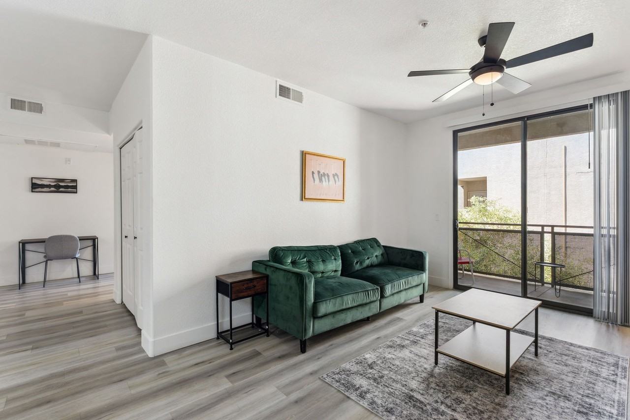 6610 North 93rd Avenue #1055237P - Photo 2 of 34