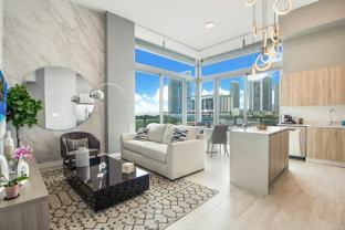 3883 Biscayne Blvd - Photo 1 of 1