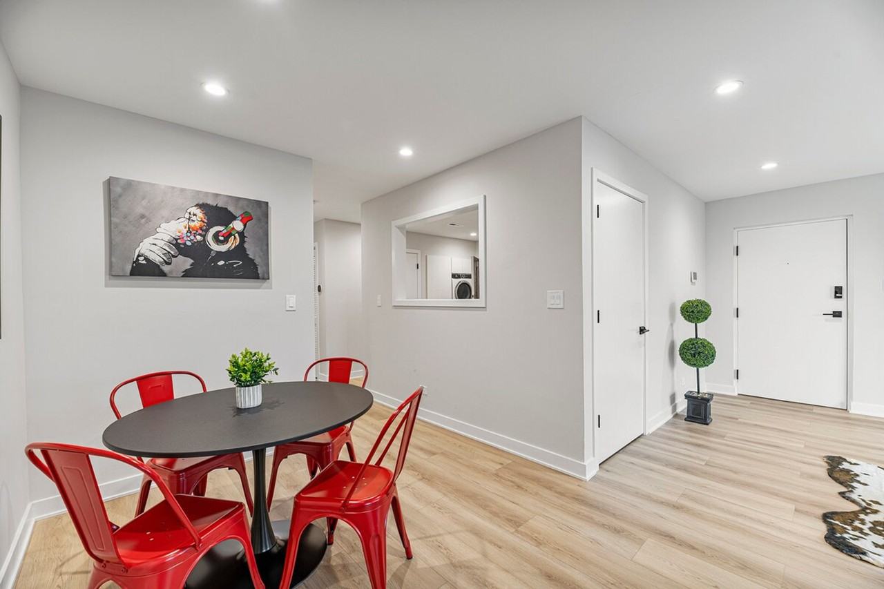 2335 W Touhy Ave #1062699P - Photo 7 of 23