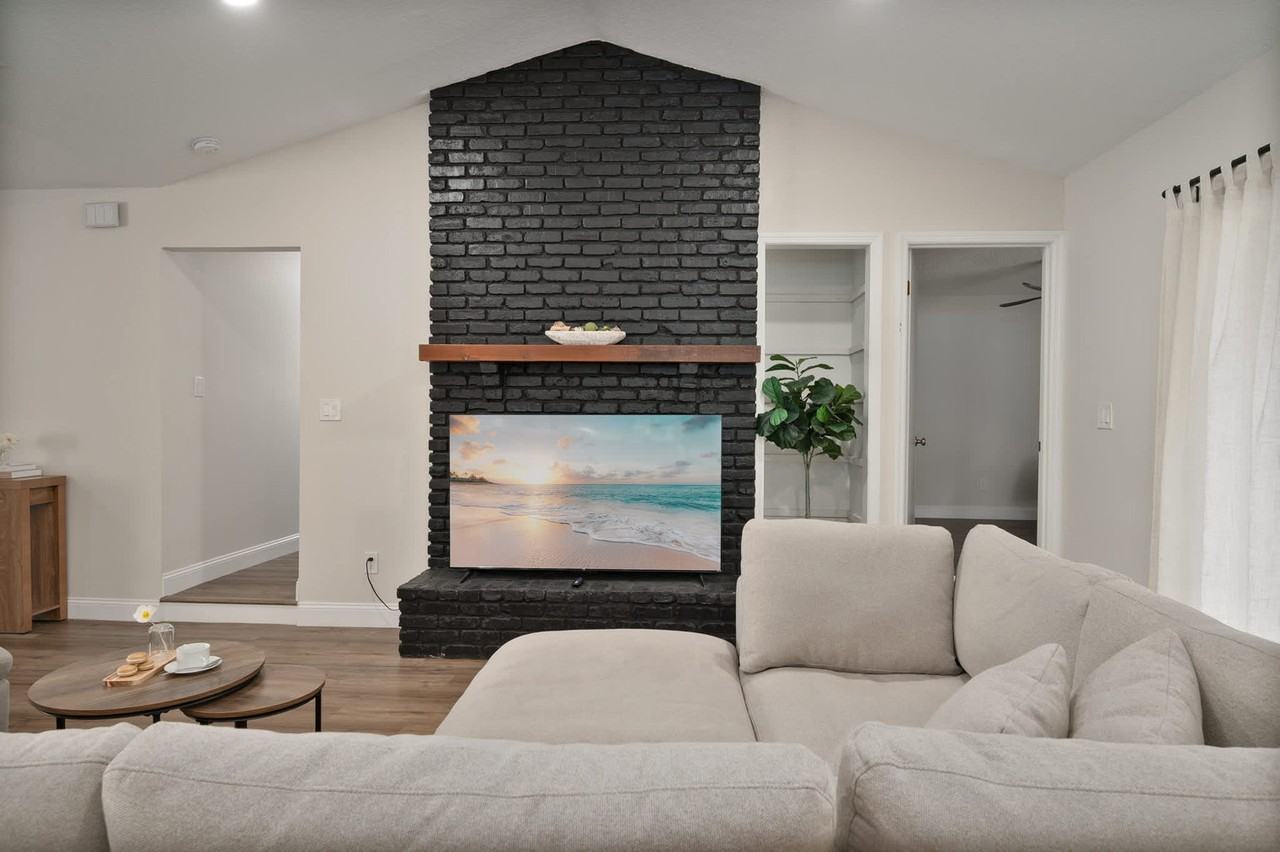 4520 Lake Gem Cir #1502693P - Photo 6 of 47