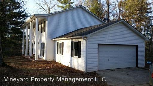 109 Twin Springs Ln - Photo 2 of 15